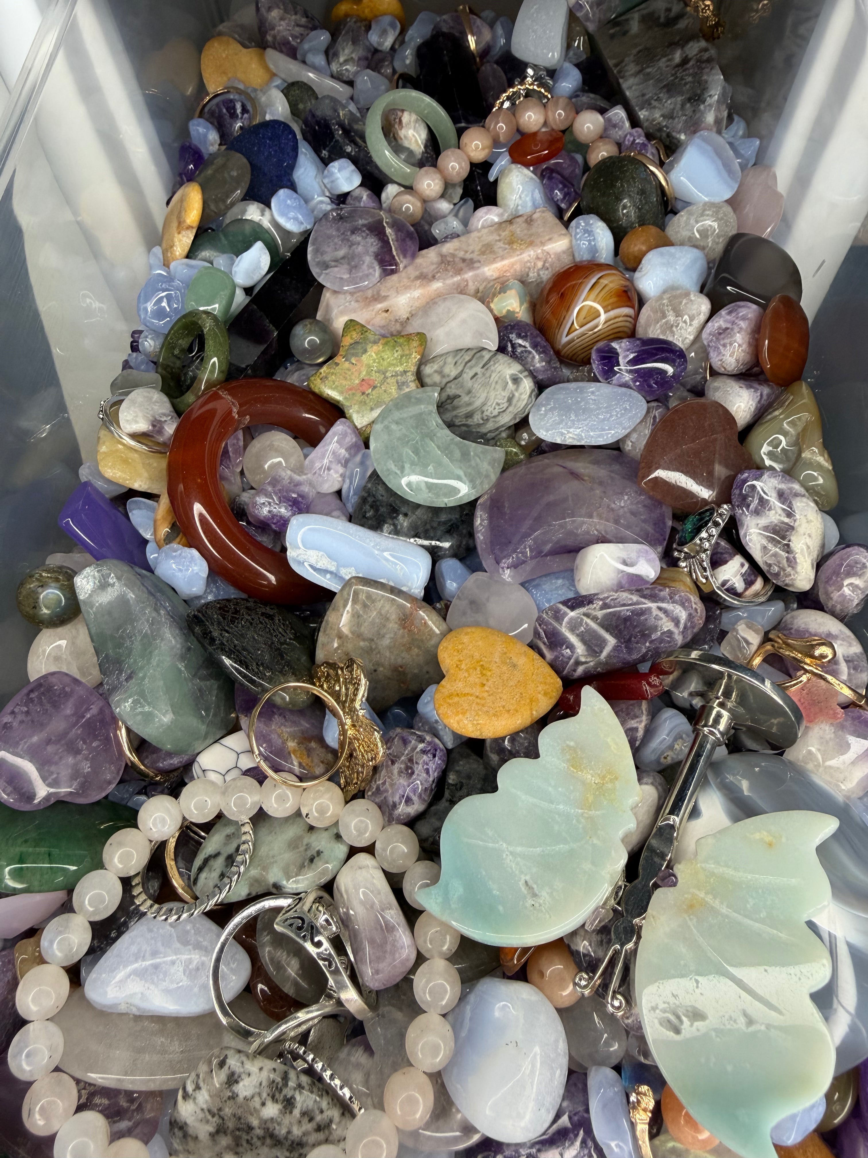 Crystal scoop
