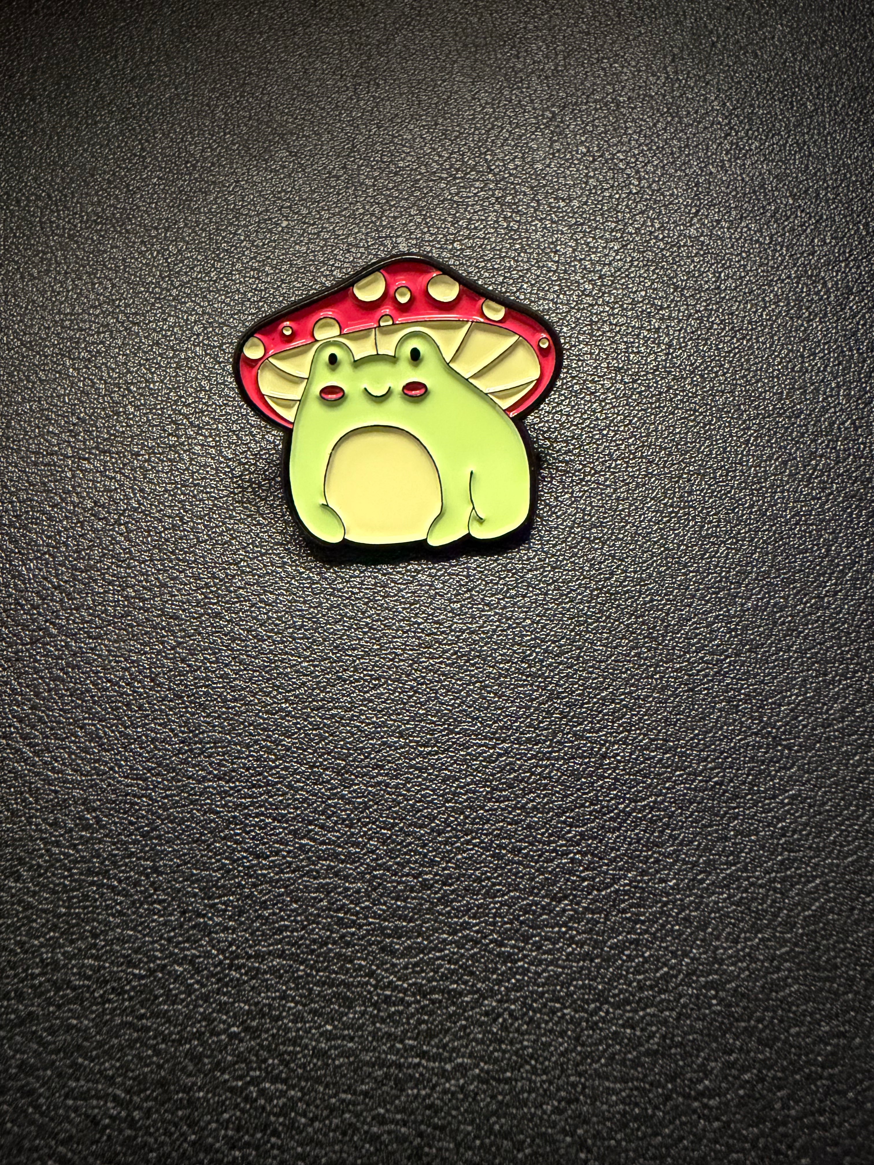 mushroom hat frog pin